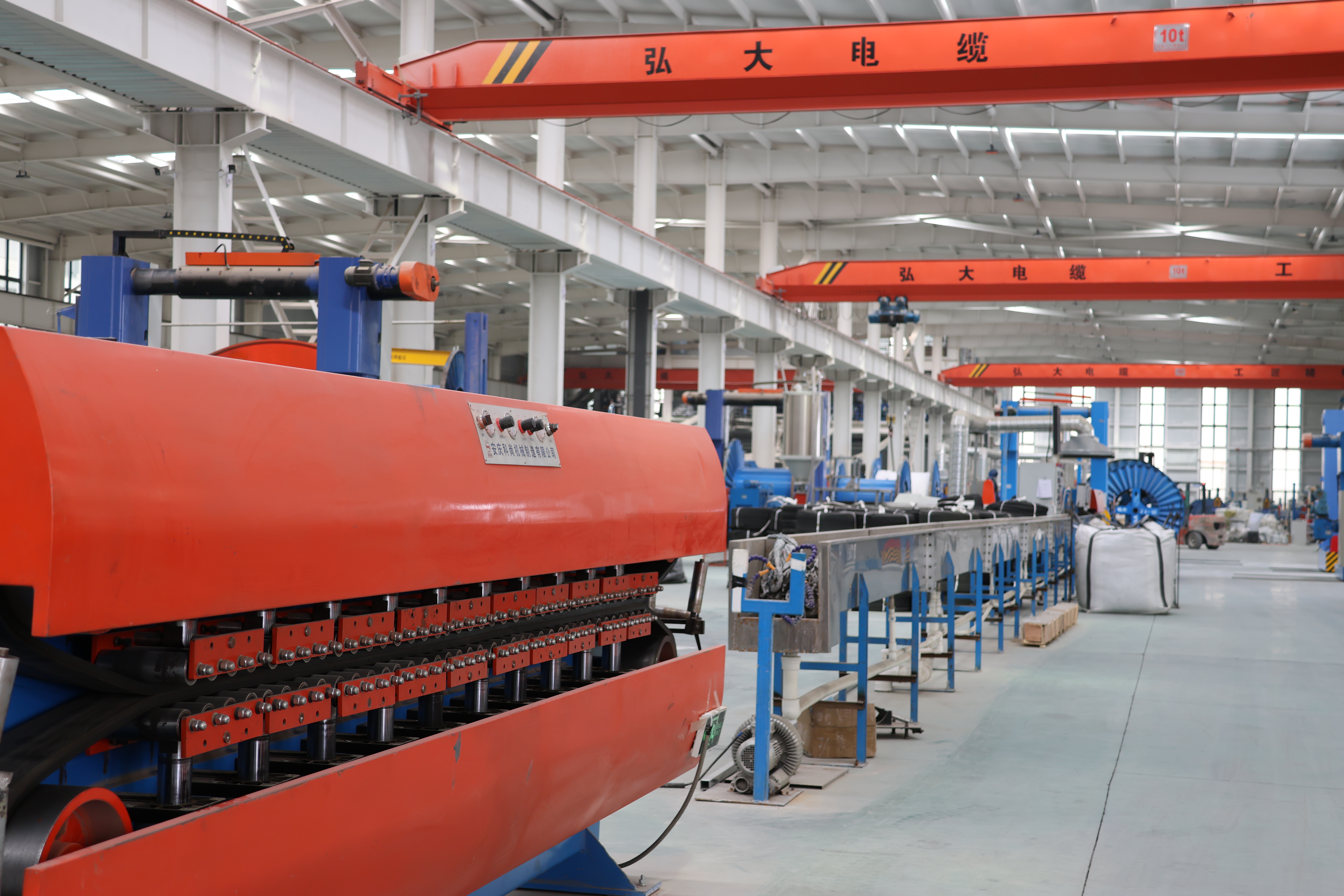 Hongda Cable workshop photo